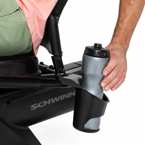 Велотренажер Schwinn 590R с горизонтальной посадкой Велотренажер Schwinn 590R с горизонтальной посадкой